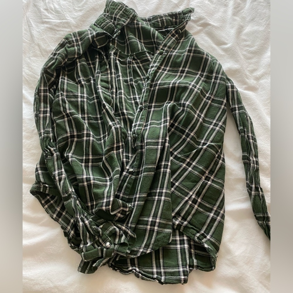 Plaid size small bottom up